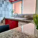Maravilloso Piso Con Piscina En Playa Jardín *