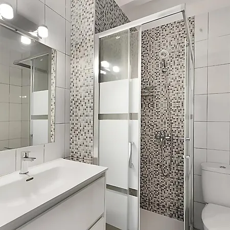 Elegancia Y Confort En Playa Jardin Apartament