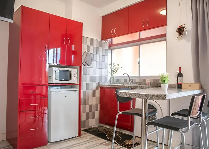 Elegancia Y Confort En Playa Jardin