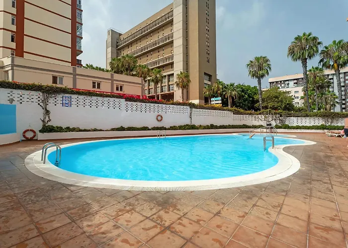 Elegancia Y Confort En Playa Jardin Puerto de la Cruz (Tenerife)