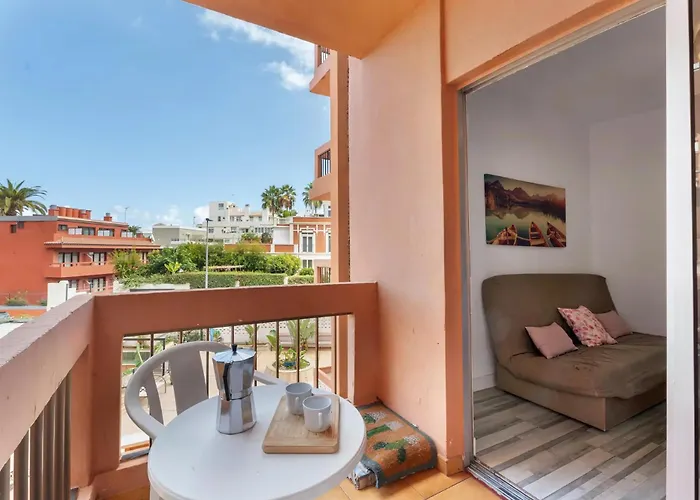 Elegancia Y Confort En Playa Jardin